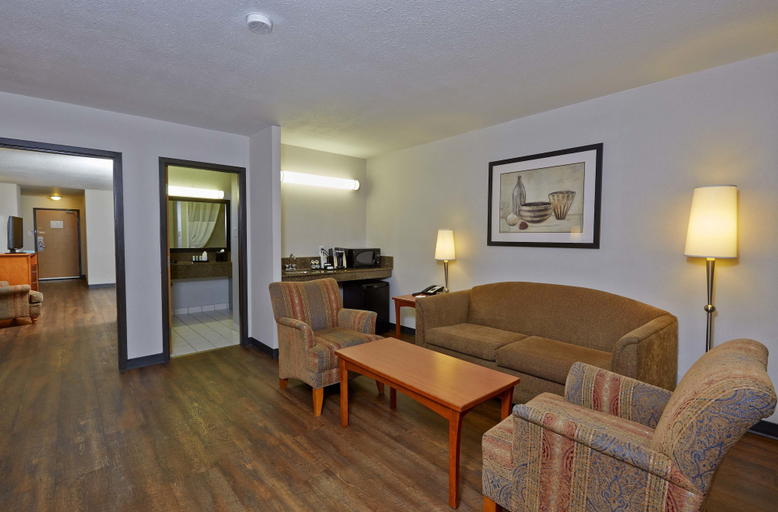 Bedroom 2, Quality Inn and Suites, Division No. 11