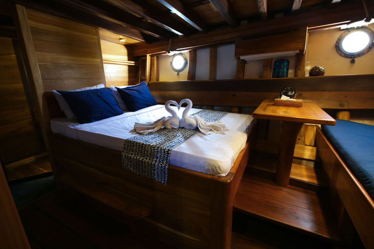 Bedroom 3, Tanaka Liveaboard, West Manggarai