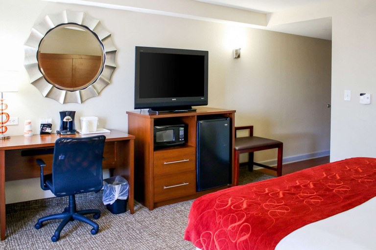 Bedroom 3, Comfort Suites At Virginia Center Commons, Henrico