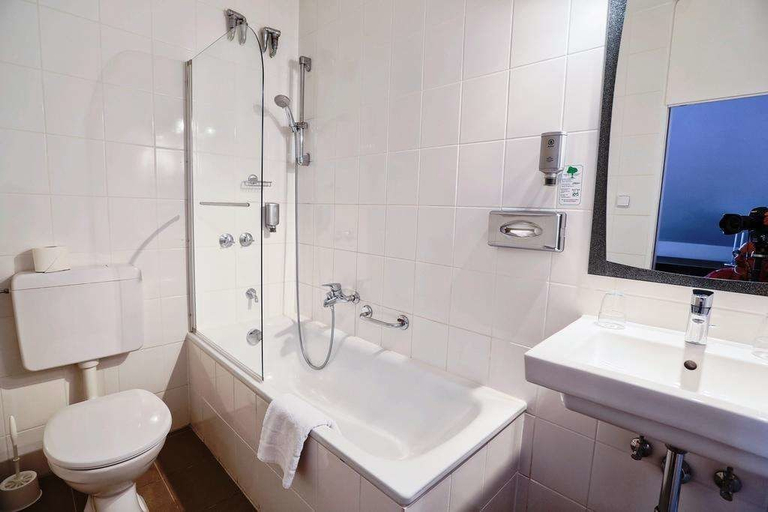 Bathroom 4, Hotel Nymphenburg City, München