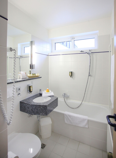 Bathroom 5, Best Western Plus Hotel Steinsgarten, Gießen
