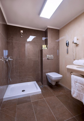 Bathroom 5, Porto Platanias Village, Crete