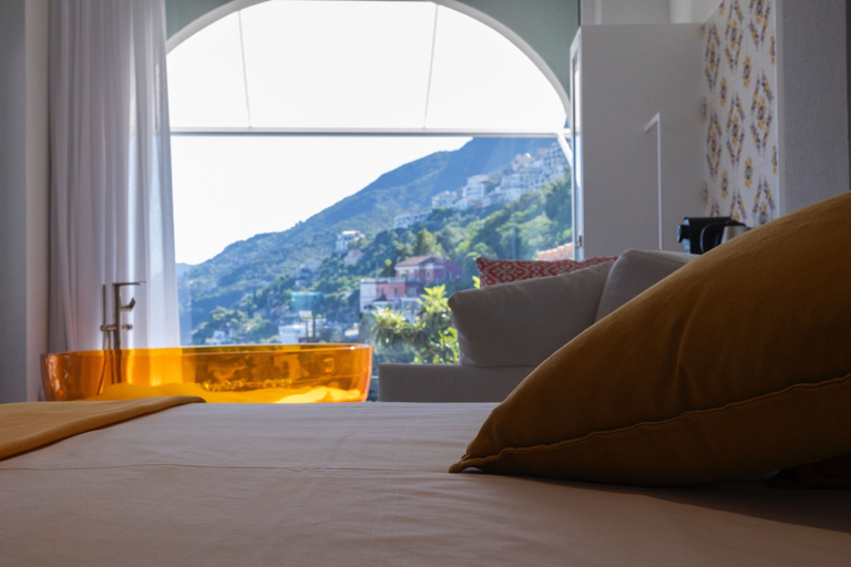 Bedroom 4, Decori Suites Amalfi Coast, Salerno