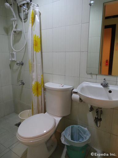 Bathroom 5, Davao Royal Suites and Residences, Davao City