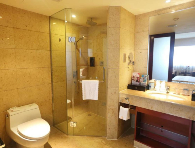 Bathroom, Yinsheng International Hotel, Chengdu