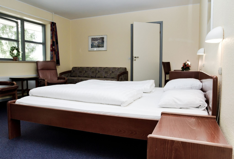 Bedroom 4, Wittrup Motel, Albertslund