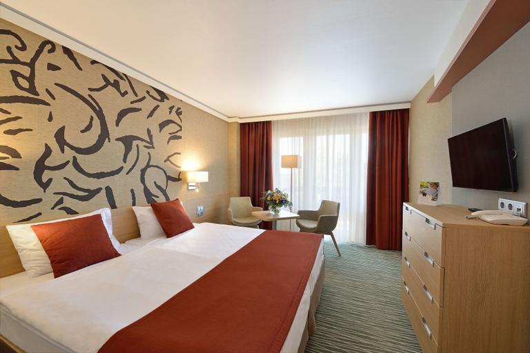 Bedroom 3, Hotel Danubius Health Spa Resort Bük, Csepreg
