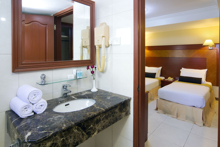 Bathroom 3, Mookai Hotel, Malé