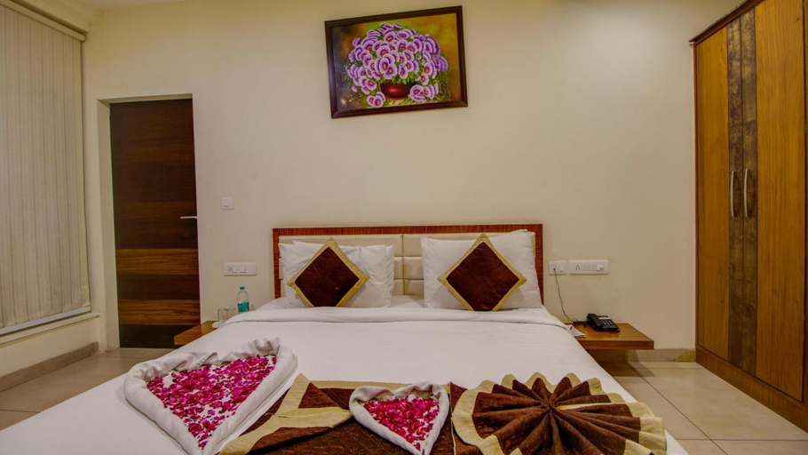 Bedroom 3, Golden Eagle By wizowll Group of hotels, Jaipur