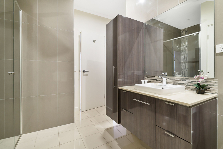 Bathroom 4, Elsey on Parap, Parap