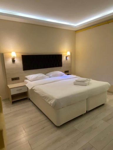 Bedroom 3, Gold Mina Hotel, Merkez