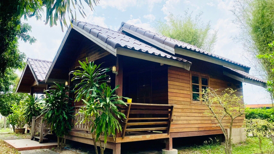 Exterior & Views 2, Phuphan Park Hotel, Muang Sakon Nakhon