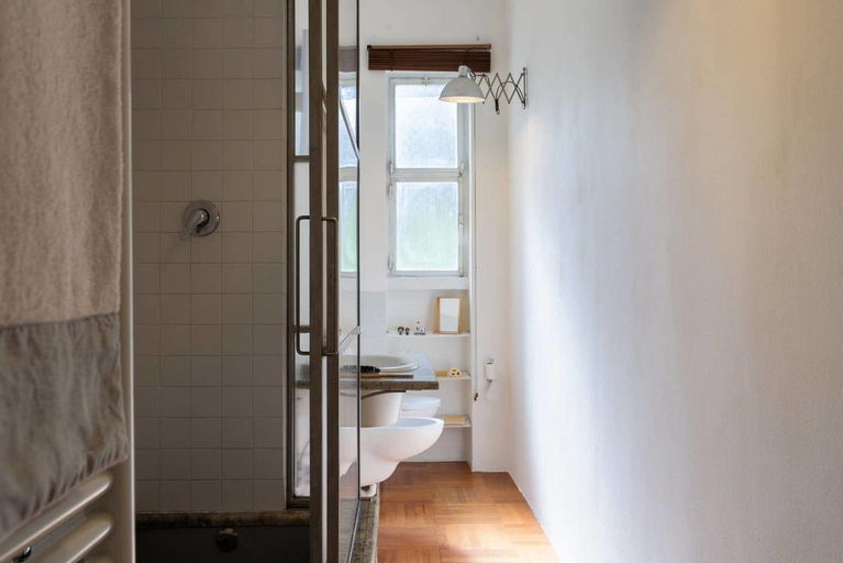 Bathroom, Marsala Flexyrent Apartment, Milano