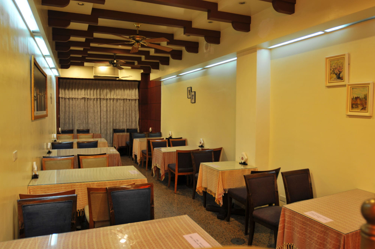 Food & Drinks 5, Hua Guo Hotel, Keelung
