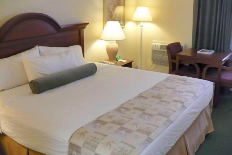 Bedroom 3, Baymont by Wyndham Sarasota, Sarasota
