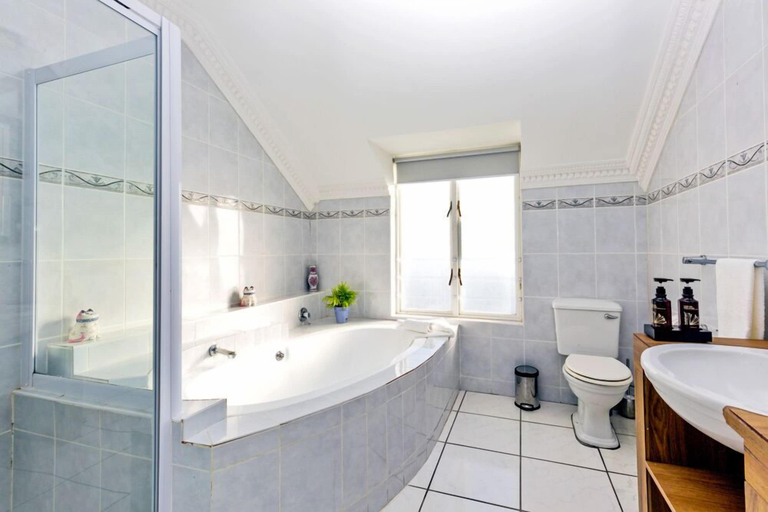 Bathroom 3, Holiday Guesthouse Langebaan, West Coast