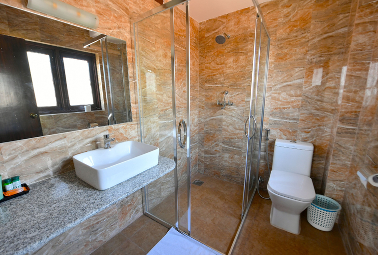 Bathroom, Hotel Excelsior, Bagmati