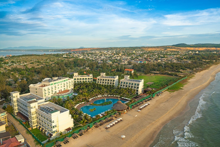 Exterior & Views 2, The Sailing Bay Beach Resort, Phan Thiแบฟt