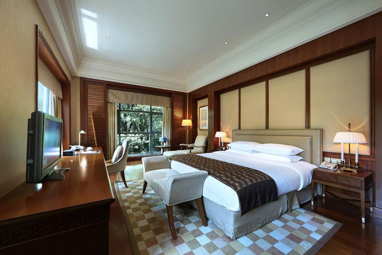 Bedroom 5, Dongjiao State Guest Hotel, Shanghai