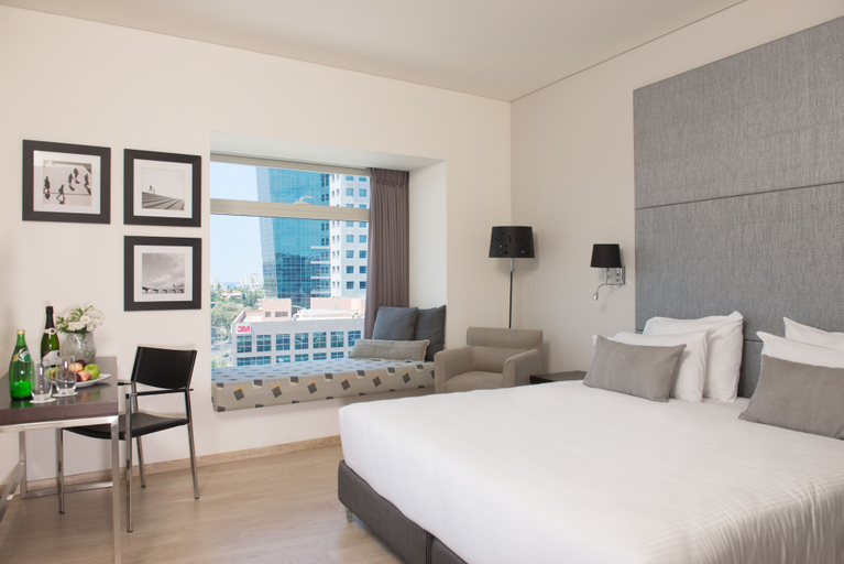 Bedroom 3, Benjamin Herzliya Business Hotel
