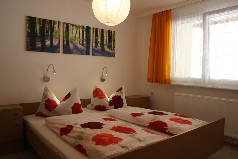 Bedroom 5, Gästehaus Steiert, Lörrach