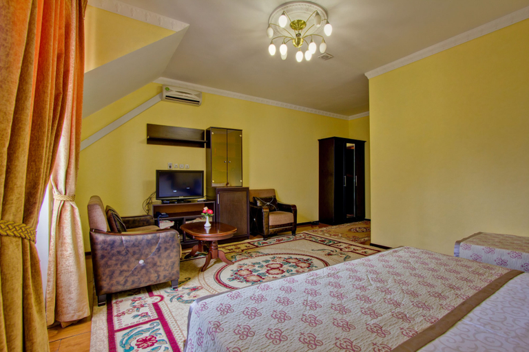 Bedroom 2, King House hotel, Bishkek