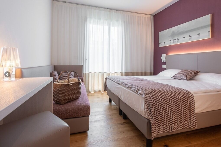 Bedroom 3, Junior Family Hotel, Venezia