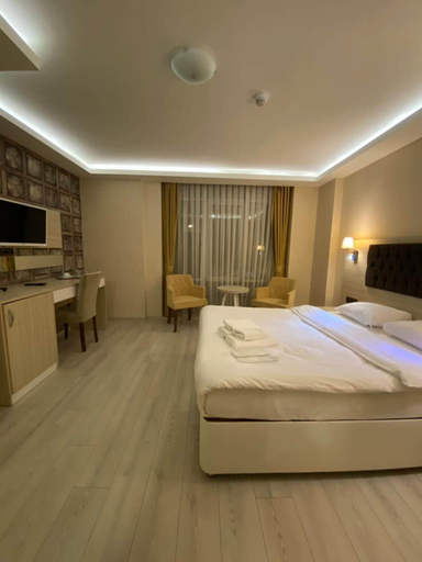 Bedroom 3, Gold Mina Hotel, Merkez