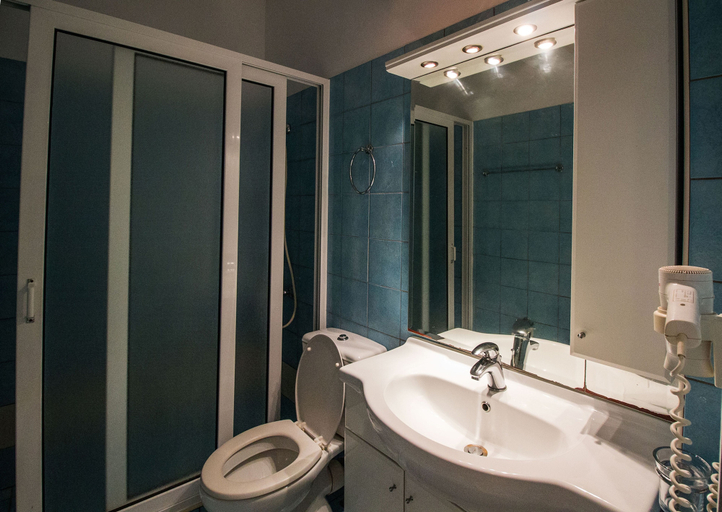 Bathroom 4, Nireas Resort Corfu, Ionian Islands