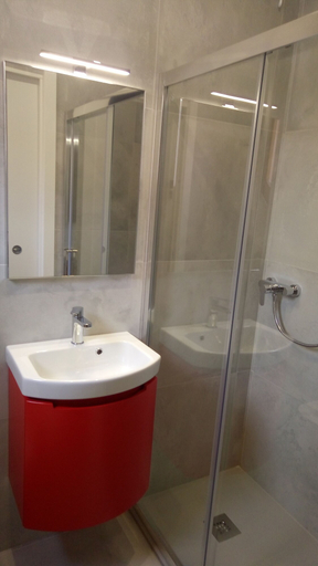 Bathroom 4, Hotel Catto Suisse, Venezia