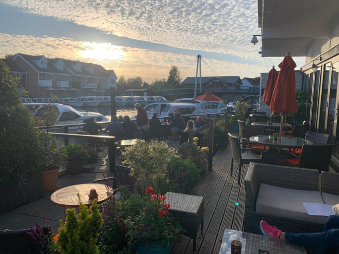 Food & Drinks 5, Hotel Wroxham, Norfolk