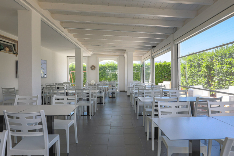 Food & Drinks 5, Donnosanto Residence, Brindisi