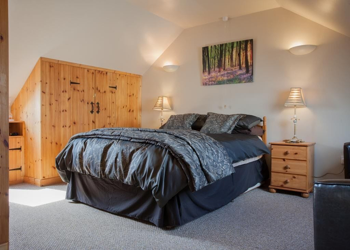 Bedroom 3, Beudy Bach, Carmarthenshire