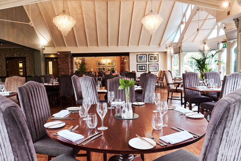 Food & Drinks 5, The Moat House, Staffordshire