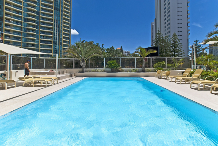 Sport & Beauty 2, Hi Surf Beachfront Resort Apartments, Gold Coast