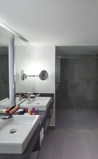 Bathroom 5, Fiesta Americana Hermosillo, Hermosillo