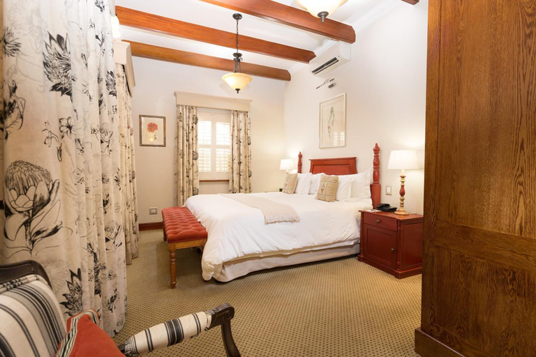 Bedroom 3, Coopmanhuijs Boutique Hotel, Cape Winelands