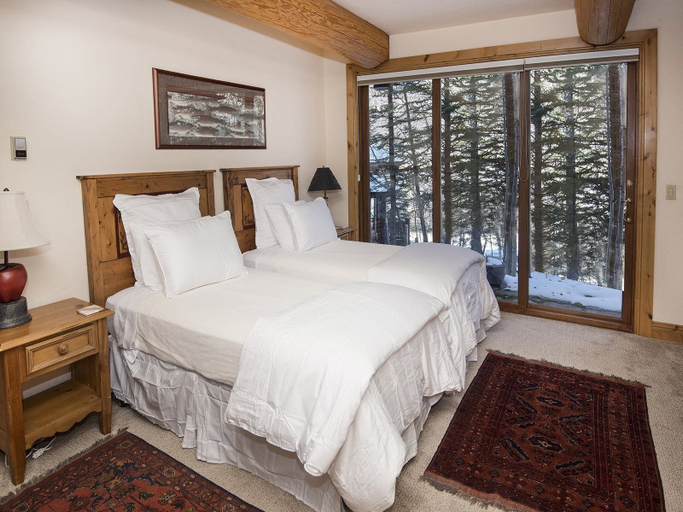 Bedroom 3, Greenhill Court Vacation Home, Eagle
