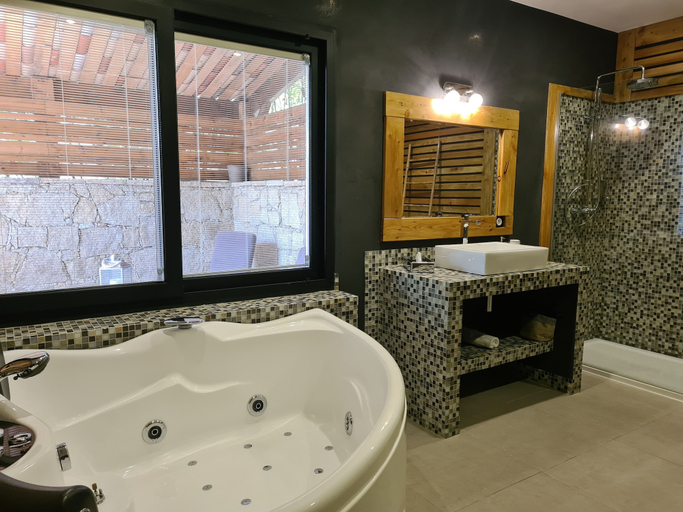 Bathroom, Chambre d'Hote Casa Maredda, Corse-du-Sud