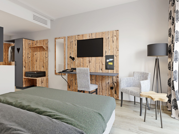 Bedroom 3, Grohnder Fährhaus GmbH Hotel, Hameln-Pyrmont