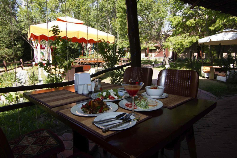 Food & Drinks 3, Hotel Colorado, Ysyk-Köl (lake)