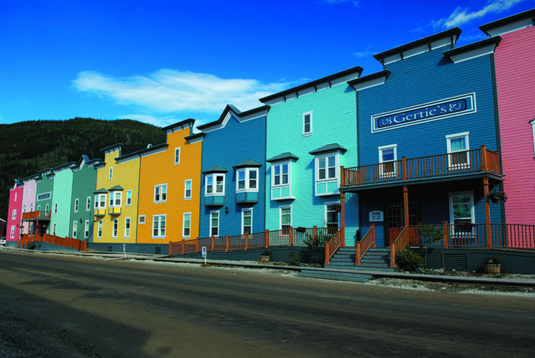 Exterior & Views 2, Holland America Dawson City Inn, Yukon