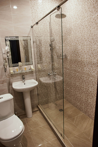 Bathroom 3, Melissa, Stavropol'