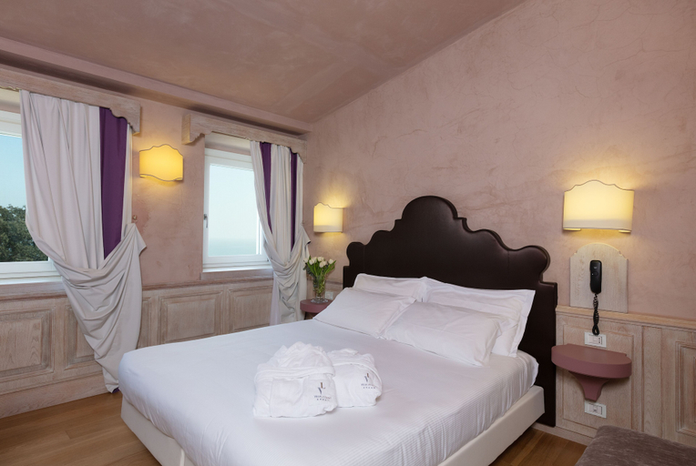 Bedroom 3, Villa Lattanzi, Fermo