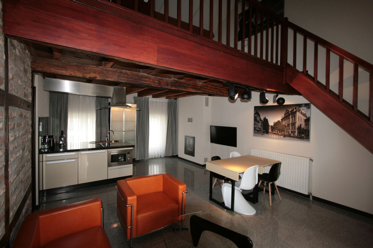 Amosa Liège City Centre Apart Regence 10, Liège