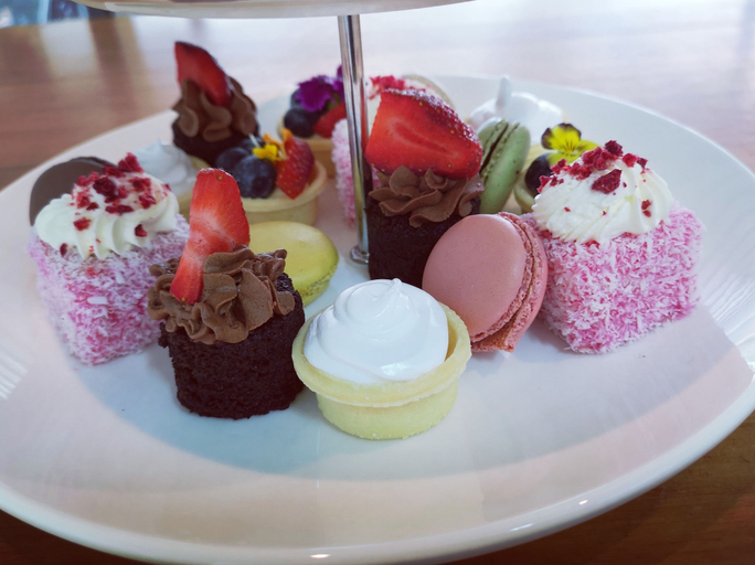 Food & Drinks 4, The Waterlily Gardens, Hauraki