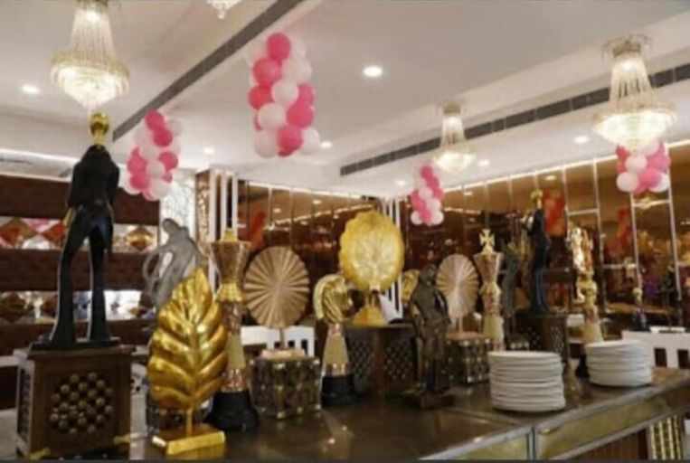 Food & Drinks 3, OAK TREE by Golden Plate, Meerut