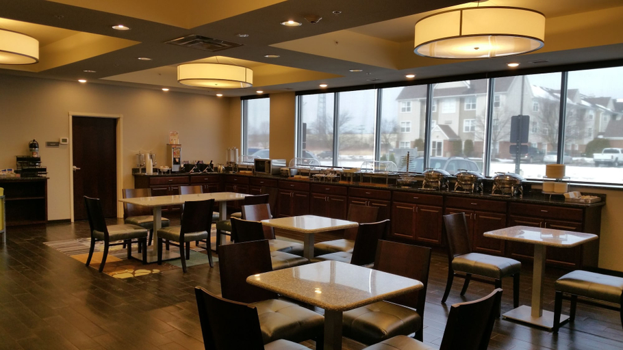 Food & Drinks 5, Best Western Plus Boardman Inn & Suites, Mahoning
