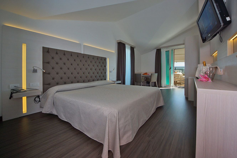 Bedroom 3, Hotel Europa, Venezia
