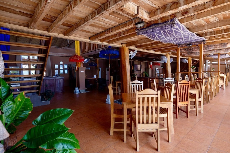 Food & Drinks 4, Mario Hotel & Cafe, Sumba Barat Daya
